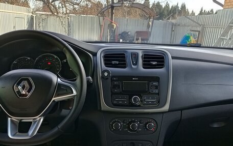 Renault Logan II, 2019 год, 970 000 рублей, 2 фотография