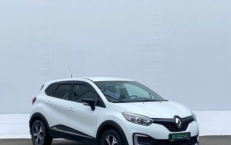 Renault Kaptur I рестайлинг, 2018 год, 1 260 000 рублей, 3 фотография