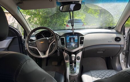 Chevrolet Cruze II, 2010 год, 620 000 рублей, 11 фотография