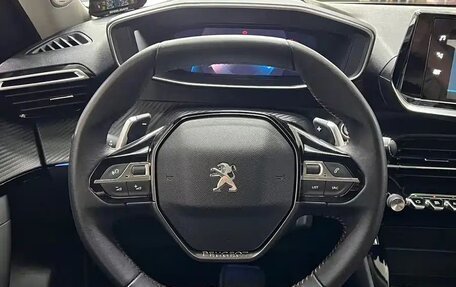 Peugeot 2008 II, 2023 год, 1 465 000 рублей, 9 фотография