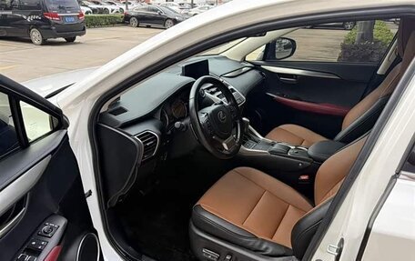 Lexus NX, 2022 год, 2 630 000 рублей, 5 фотография