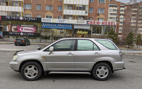 Lexus RX IV рестайлинг, 2001 год, 1 050 000 рублей, 8 фотография