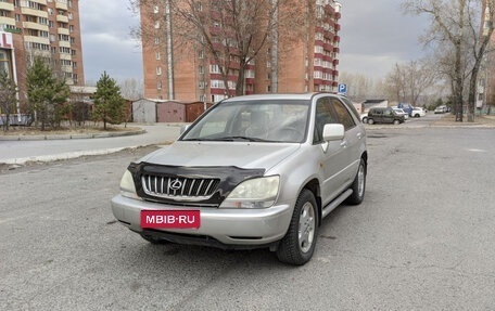 Lexus RX IV рестайлинг, 2001 год, 1 050 000 рублей, 1 фотография