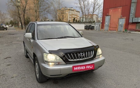 Lexus RX IV рестайлинг, 2001 год, 1 050 000 рублей, 11 фотография