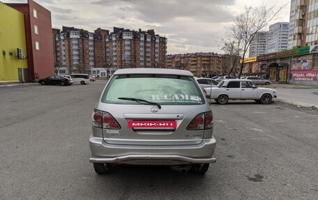 Lexus RX IV рестайлинг, 2001 год, 1 050 000 рублей, 10 фотография