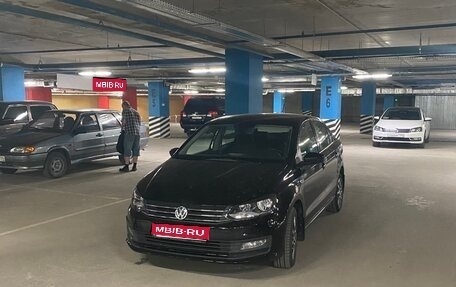 Volkswagen Polo VI (EU Market), 2017 год, 985 000 рублей, 1 фотография
