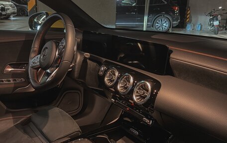Mercedes-Benz CLA, 2021 год, 3 400 000 рублей, 10 фотография
