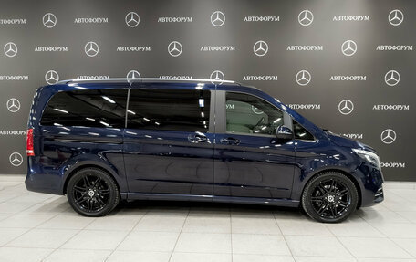Mercedes-Benz V-Класс, 2021 год, 6 290 000 рублей, 4 фотография