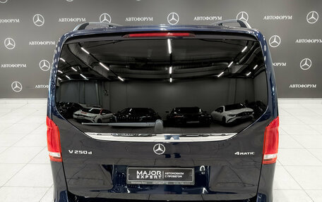 Mercedes-Benz V-Класс, 2021 год, 6 290 000 рублей, 6 фотография
