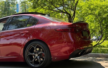 Alfa Romeo Giulia II, 2017 год, 2 700 000 рублей, 5 фотография