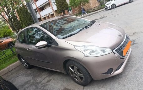 Peugeot 208 II, 2014 год, 650 000 рублей, 2 фотография