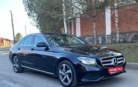 Mercedes-Benz E-Класс, 2017 год, 3 050 000 рублей, 11 фотография