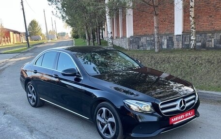 Mercedes-Benz E-Класс, 2017 год, 3 050 000 рублей, 12 фотография