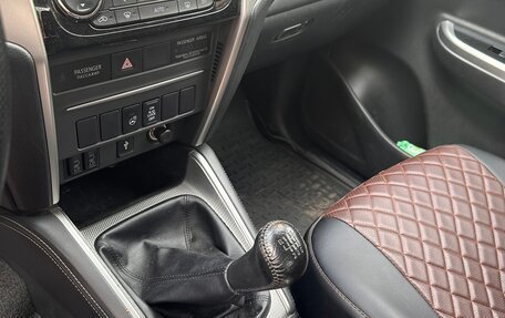 Mitsubishi L200 IV рестайлинг, 2021 год, 3 150 000 рублей, 8 фотография