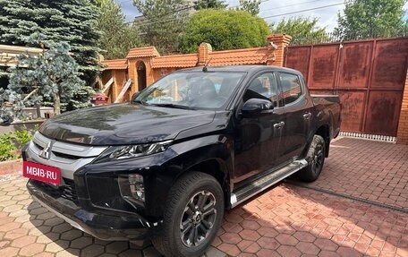 Mitsubishi L200 IV рестайлинг, 2021 год, 3 150 000 рублей, 11 фотография