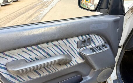 Toyota Land Cruiser Prado 90 рестайлинг, 1998 год, 715 000 рублей, 10 фотография