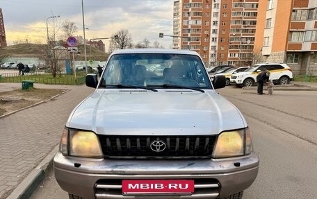 Toyota Land Cruiser Prado 90 рестайлинг, 1998 год, 715 000 рублей, 2 фотография