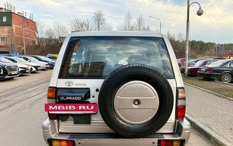 Toyota Land Cruiser Prado 90 рестайлинг, 1998 год, 715 000 рублей, 5 фотография