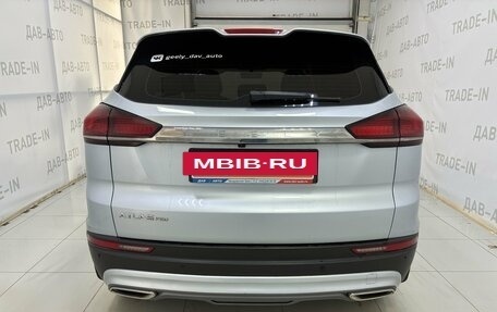 Geely Atlas, 2022 год, 1 860 000 рублей, 5 фотография