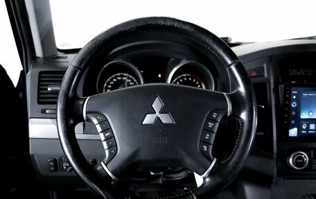 Mitsubishi Pajero IV, 2011 год, 1 999 000 рублей, 14 фотография