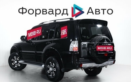 Mitsubishi Pajero IV, 2011 год, 1 999 000 рублей, 6 фотография