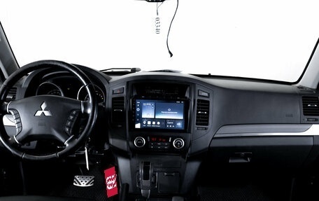 Mitsubishi Pajero IV, 2011 год, 1 999 000 рублей, 13 фотография