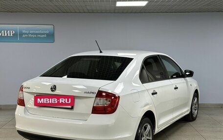Skoda Rapid I, 2014 год, 899 000 рублей, 5 фотография
