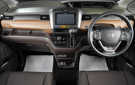 Honda Freed II, 2021 год, 1 829 000 рублей, 13 фотография
