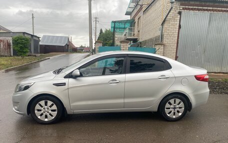 KIA Rio III рестайлинг, 2013 год, 680 000 рублей, 2 фотография