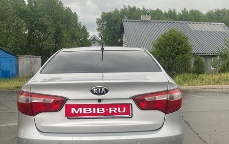 KIA Rio III рестайлинг, 2013 год, 680 000 рублей, 3 фотография