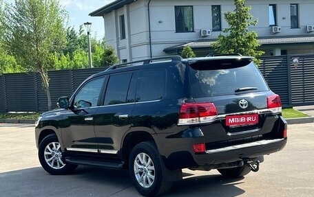 Toyota Land Cruiser 200, 2016 год, 6 499 999 рублей, 4 фотография
