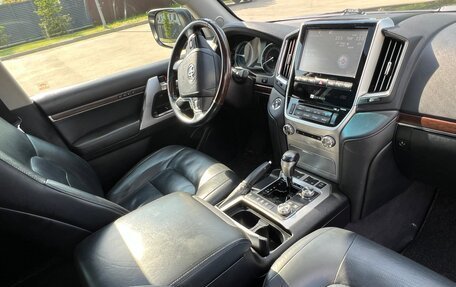 Toyota Land Cruiser 200, 2016 год, 6 499 999 рублей, 22 фотография