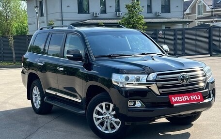 Toyota Land Cruiser 200, 2016 год, 6 499 999 рублей, 17 фотография