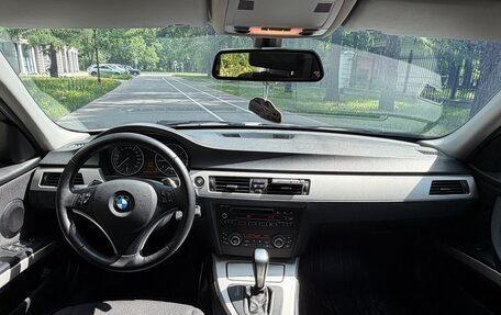 BMW 3 серия, 2011 год, 1 250 000 рублей, 11 фотография