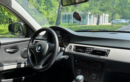 BMW 3 серия, 2011 год, 1 250 000 рублей, 13 фотография