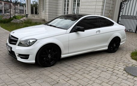 Mercedes-Benz C-Класс, 2014 год, 1 890 000 рублей, 4 фотография