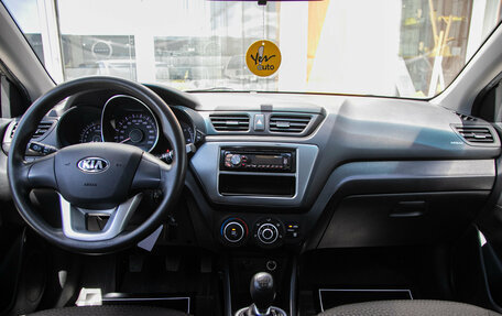 KIA Rio III рестайлинг, 2014 год, 735 000 рублей, 16 фотография