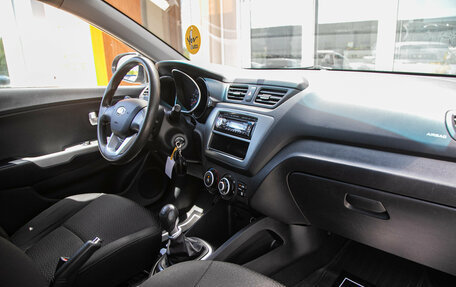 KIA Rio III рестайлинг, 2014 год, 735 000 рублей, 20 фотография