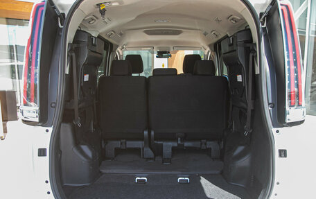 Toyota Noah III, 2020 год, 2 148 000 рублей, 18 фотография