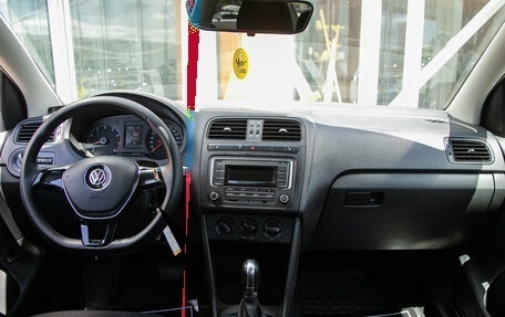 Volkswagen Polo VI (EU Market), 2015 год, 878 000 рублей, 14 фотография