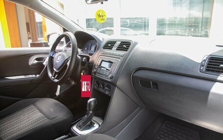 Volkswagen Polo VI (EU Market), 2015 год, 878 000 рублей, 12 фотография