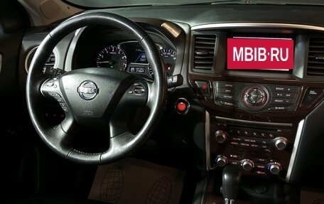 Nissan Pathfinder, 2014 год, 1 780 000 рублей, 11 фотография