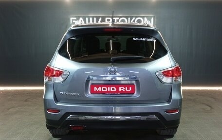 Nissan Pathfinder, 2014 год, 1 780 000 рублей, 5 фотография