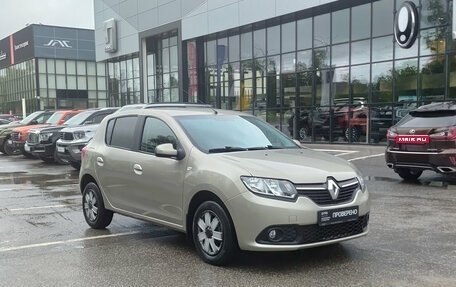 Renault Sandero II рестайлинг, 2016 год, 945 000 рублей, 3 фотография