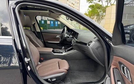 BMW 3 серия, 2022 год, 2 630 000 рублей, 15 фотография