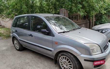 Ford Fusion I, 2004 год, 370 000 рублей, 2 фотография
