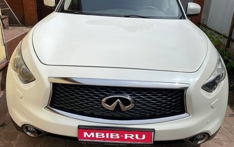 Infiniti FX II, 2010 год, 1 490 000 рублей, 1 фотография