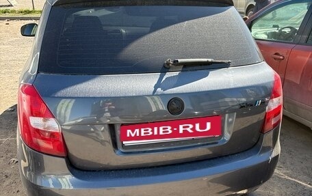 Skoda Fabia II, 2009 год, 450 000 рублей, 2 фотография