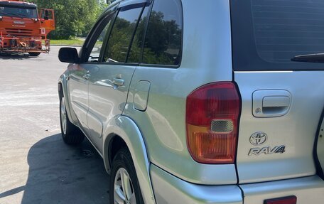 Toyota RAV4, 2001 год, 666 000 рублей, 4 фотография
