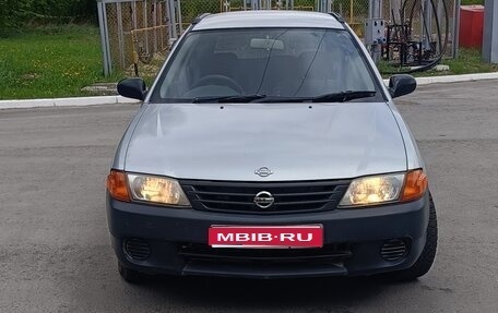 Nissan Wingroad III, 2001 год, 215 000 рублей, 1 фотография
